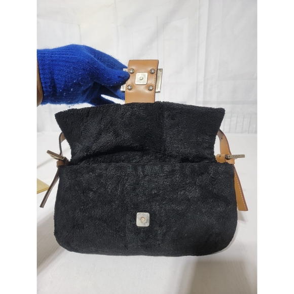 Authentic Fendi Black Suede Baguette Bag With Silver Tone Zucchino Logo … - Picture 14 of 16